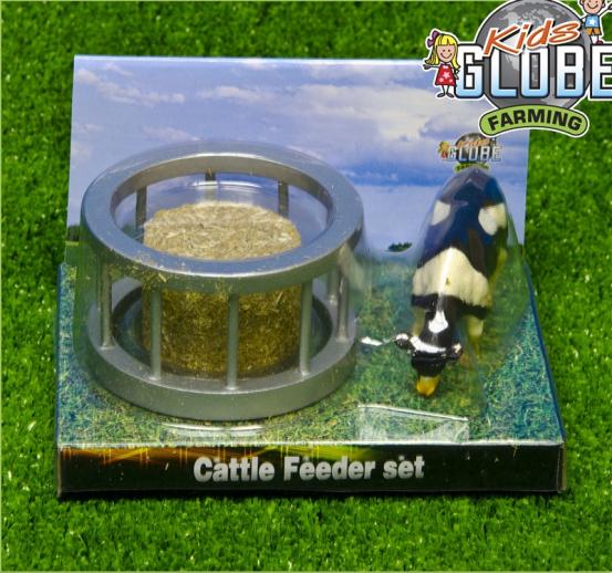  Globe V051961 1:32 Feeder Ring with Round Bale & Cow