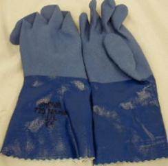 Showa 720 Nitrile Gauntlet Gloves  image