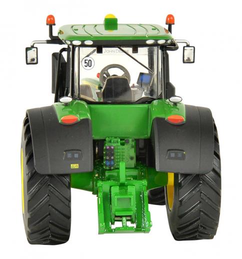  Britains John Deere 7230R Tractor 1:32 