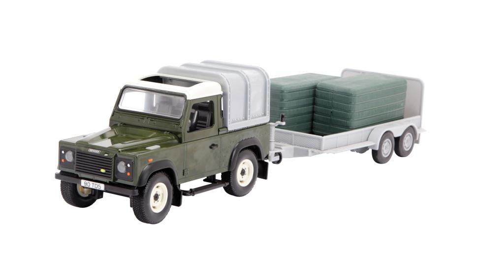  Britains Big Farm Land Rover & Trailer with Bales 