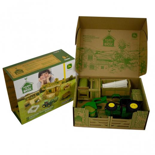  Britains 43257 Farm in a Box Playset